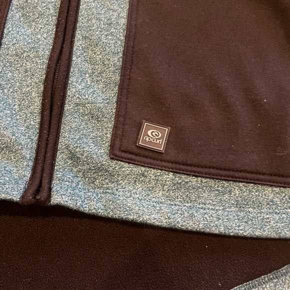 Rip Curl Anti Series Hoodie - Picture 2 of 9